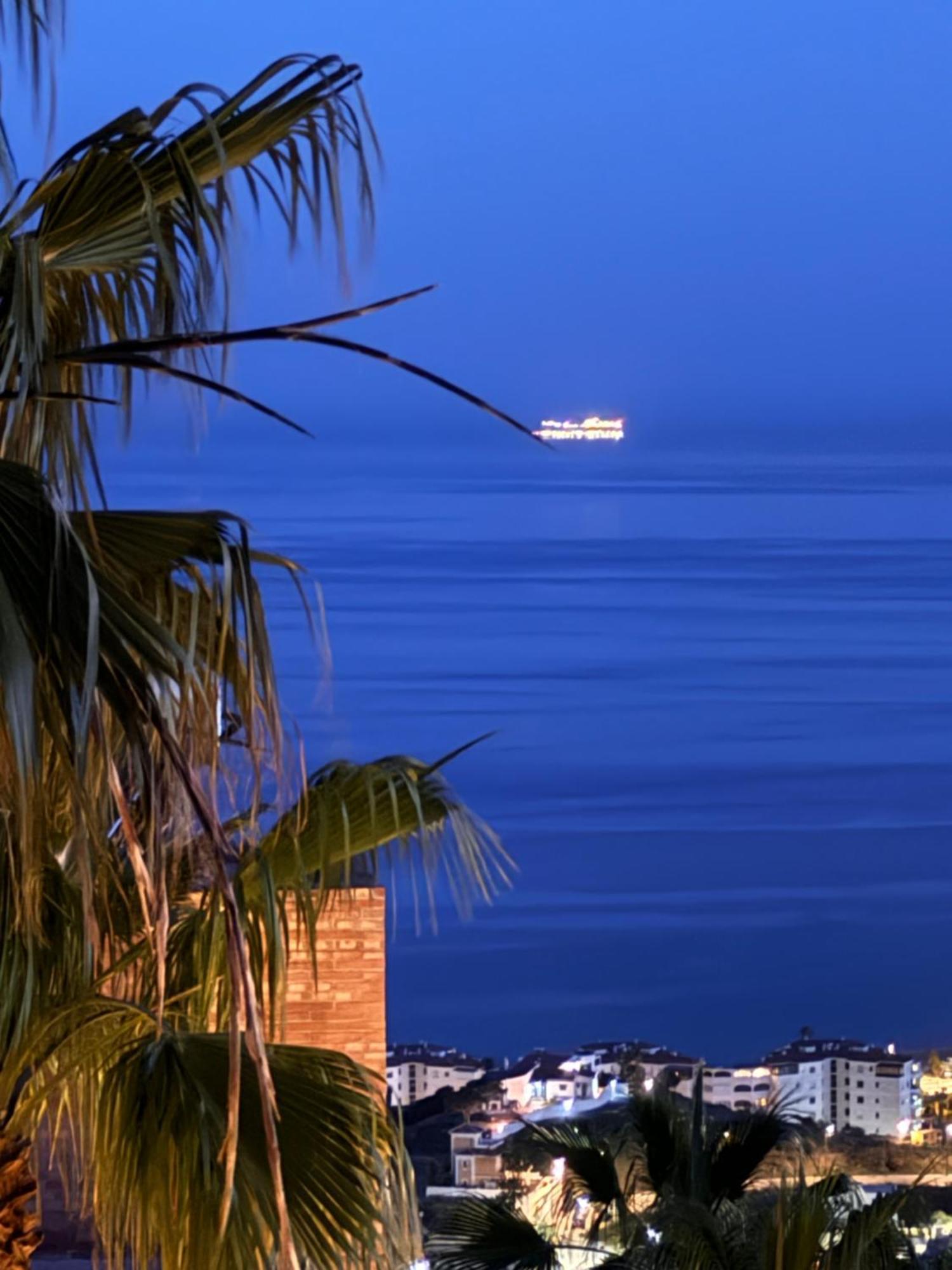 Casa Del Mar Apartment ตอร์ร็อกซ์ ภายนอก รูปภาพ
